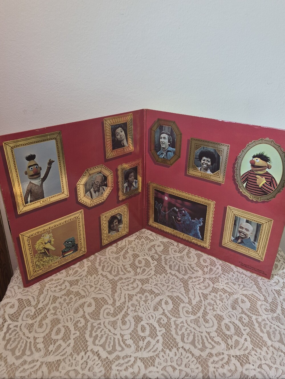 1977 Sesame Street Vinyl - Picture 5 of 8